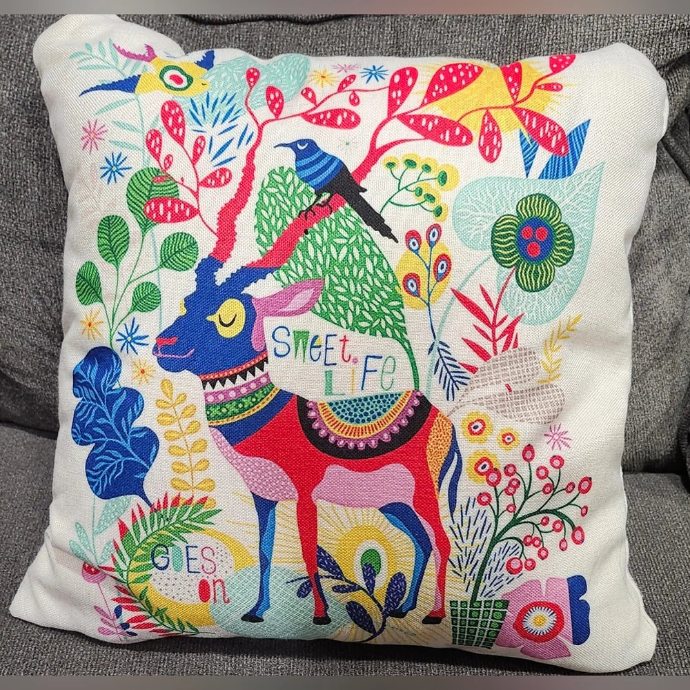 Set Of 4 18x18 Toss Pillows Colorful Woodland Characters